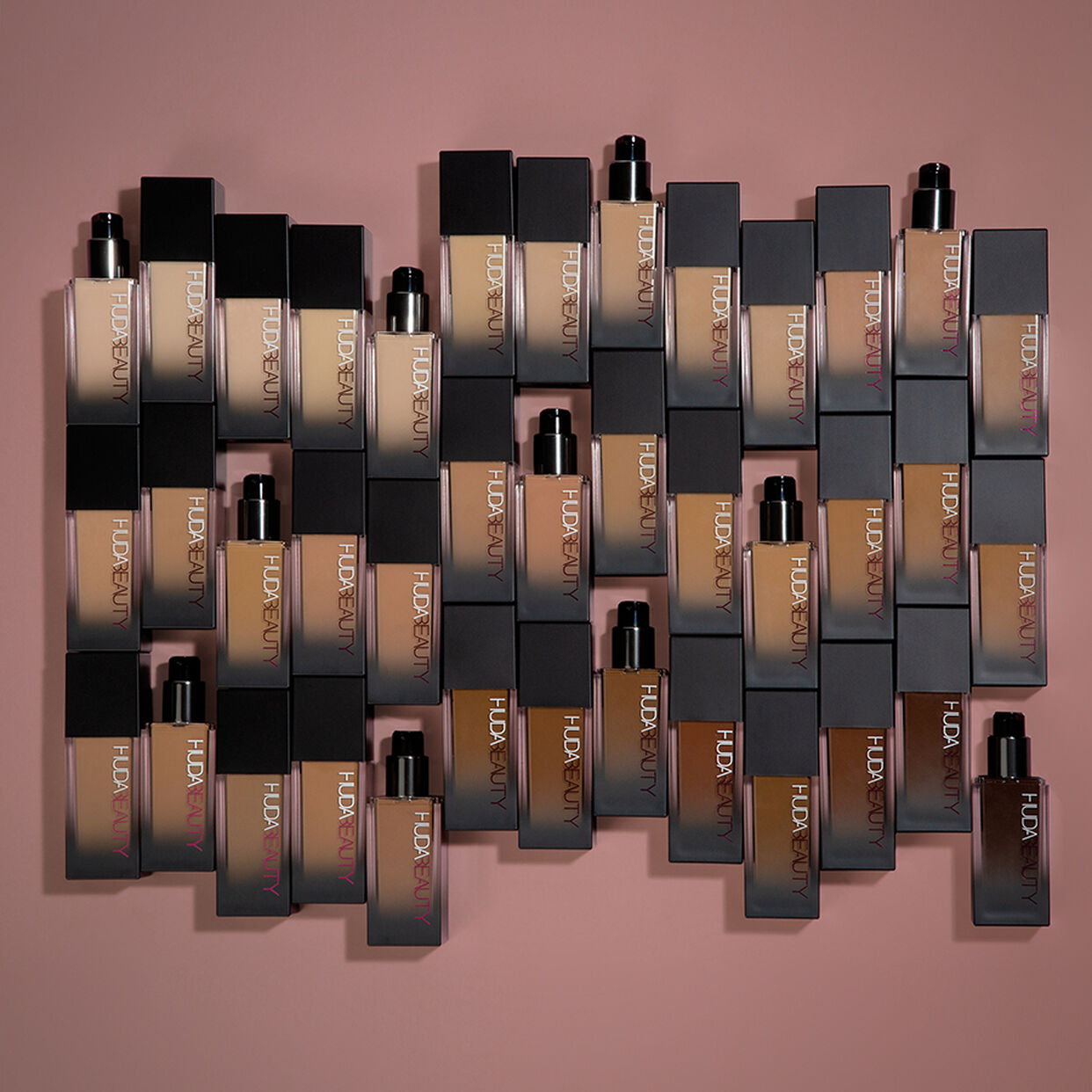 Huda Beauty #Faux Filter Luminous Matte Foundation